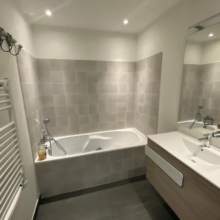 Chalet Independant 60m2 * 크홀르